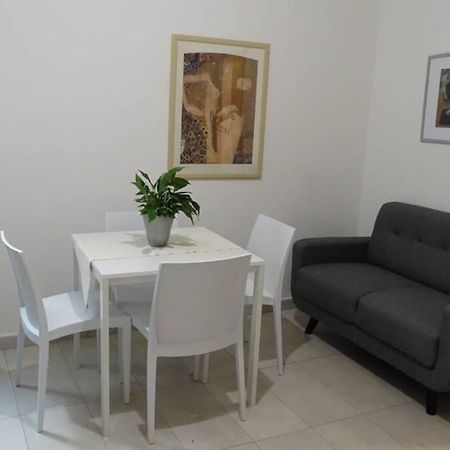 Your House أولبيا المظهر الخارجي الصورة